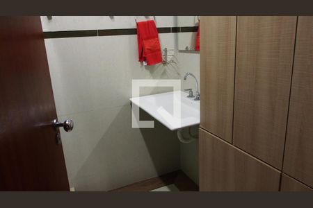 Banheiro de casa à venda com 4 quartos, 260m² em Vila São Paulo, Jundiaí