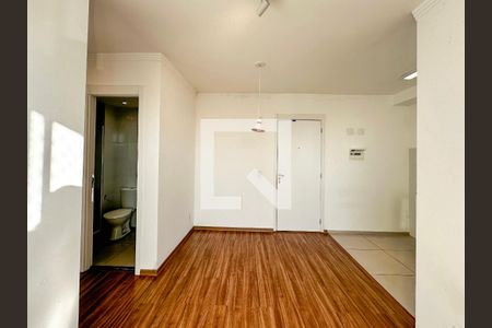 Sala de apartamento para alugar com 2 quartos, 42m² em Santo Amaro, São Paulo