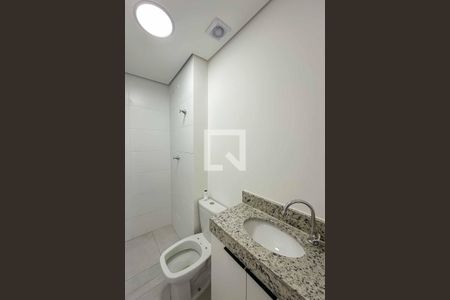 Banheiro de apartamento à venda com 1 quarto, 29m² em Vila Paulicéia, São Paulo
