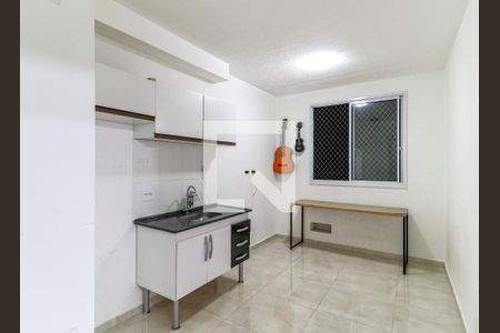 Sala/Cozinha de apartamento para alugar com 1 quarto, 30m² em Santo Amaro, São Paulo