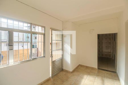 Casa para alugar com 2 quartos, 100m² em Vila Divina Pastora, São Paulo