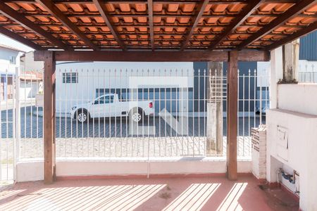 Vista da Sala de casa para alugar com 3 quartos, 100m² em Vila Industrial, Mogi das Cruzes
