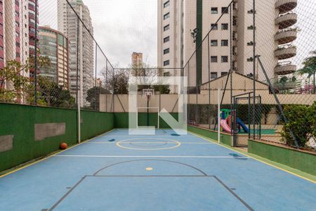 Apartamento à venda com 132m², 3 quartos e 4 vagas Apartamento à venda com 132m², 3 quartos e 4 vagasQuadra