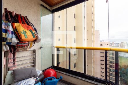 Apartamento à venda com 132m², 3 quartos e 4 vagas Apartamento à venda com 132m², 3 quartos e 4 vagasVaranda - Suíte