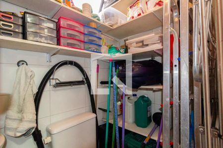 Apartamento à venda com 132m², 3 quartos e 4 vagas Apartamento à venda com 132m², 3 quartos e 4 vagasBanheiro - Área de Serviço