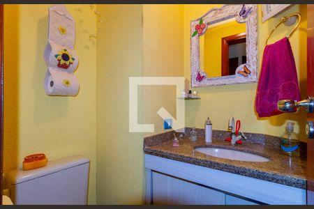 Apartamento à venda com 132m², 3 quartos e 4 vagas Apartamento à venda com 132m², 3 quartos e 4 vagasLavabo