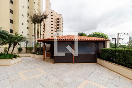 Apartamento à venda com 132m², 3 quartos e 4 vagas Apartamento à venda com 132m², 3 quartos e 4 vagasChurrasqueira