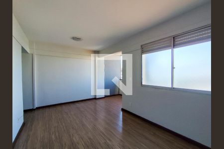 Sala de apartamento para alugar com 3 quartos, 120m² em Ipiranga, Belo Horizonte