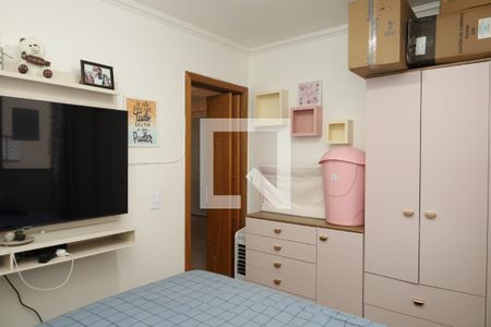 Quarto 1 de apartamento para alugar com 2 quartos, 45m² em Vila Santa Teresinha, São Paulo