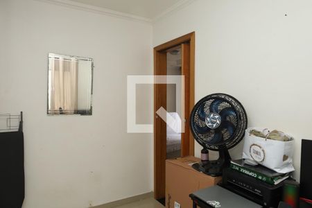 Quarto 2 de apartamento para alugar com 2 quartos, 45m² em Vila Santa Teresinha, São Paulo