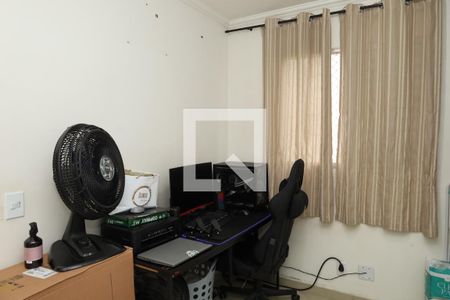 Quarto 2 de apartamento para alugar com 2 quartos, 45m² em Vila Santa Teresinha, São Paulo