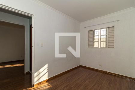 Quarto 2 de casa para alugar com 2 quartos, 66m² em Parque Regina, São Paulo