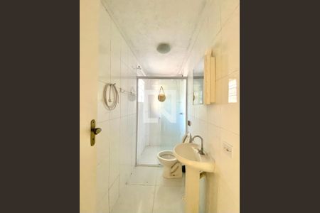 Banheiro de casa à venda com 4 quartos, 200m² em Vila Oratório, São Paulo