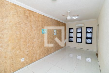 Sala 2 de casa para alugar com 2 quartos, 189m² em Jardim Interlagos, Ribeirão Preto