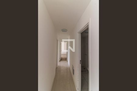 Corredor de apartamento à venda com 3 quartos, 130m² em Barra da Tijuca, Rio de Janeiro