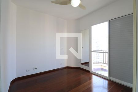 Suíte de apartamento à venda com 2 quartos, 142m² em Vila Romana, São Paulo