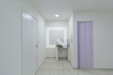 Sala/Quarto/Cozinha de kitnet/studio para alugar com 1 quarto, 24m² em Vila Esperança, São Paulo