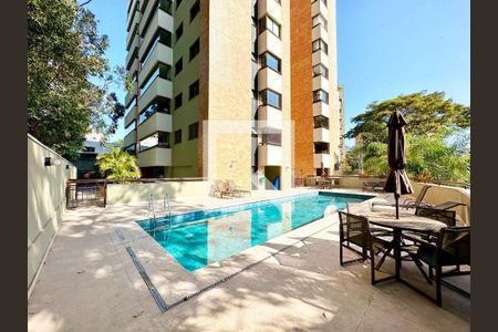 Apartamento à venda com 3 quartos, 223m² em Vila Progredior, São Paulo