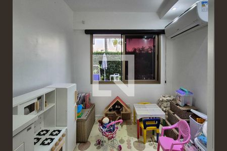 Quarto de apartamento para alugar com 2 quartos, 140m² em Recreio dos Bandeirantes, Rio de Janeiro
