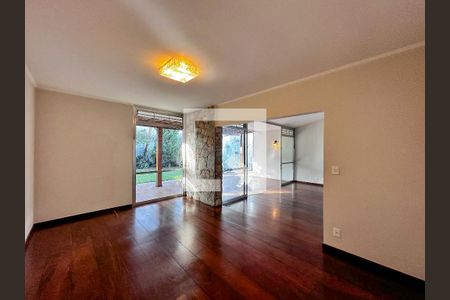 Sala de casa para alugar com 4 quartos, 350m² em Jardim dos Estados, São Paulo