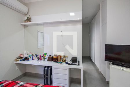 Suite de casa para alugar com 3 quartos, 217m² em Jardim Inconfidência, Uberlândia