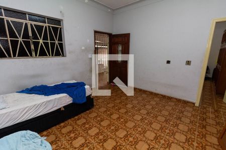 Casa à venda com 4 quartos, 300m² em Vila Franci, São Paulo