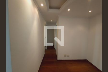 Corredor de apartamento à venda com 2 quartos, 75m² em Vila Nova Conceição, São Paulo