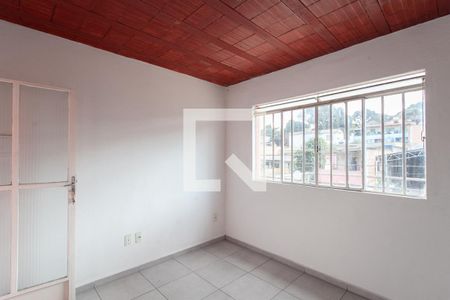 Sala de casa para alugar com 2 quartos, 45m² em Parque São Pedro, Belo Horizonte