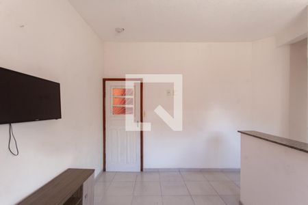 Sala de casa de condomínio para alugar com 2 quartos, 45m² em Parque São Pedro, Belo Horizonte
