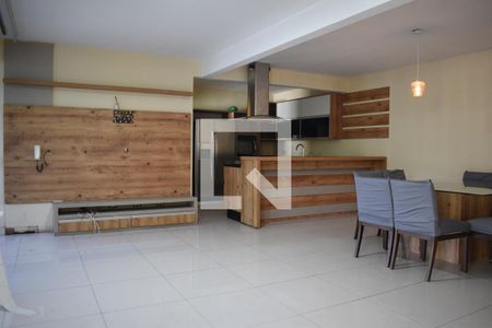 Sala casa 1 de casa para alugar com 10 quartos, 250m² em Hauer, Curitiba