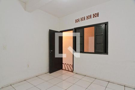 Sala de casa para alugar com 1 quarto, 60m² em Parque Peruche, São Paulo