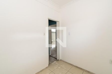 Quarto 2 de casa para alugar com 2 quartos, 50m² em Brás de Pina, Rio de Janeiro