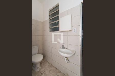 Banheiro de casa para alugar com 2 quartos, 50m² em Brás de Pina, Rio de Janeiro