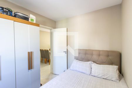 Quarto 2 de apartamento à venda com 2 quartos, 50m² em Vila Carmosina, São Paulo