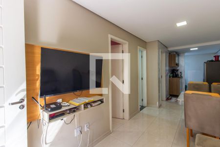 Sala de apartamento à venda com 2 quartos, 50m² em Vila Carmosina, São Paulo