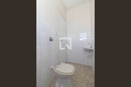 Banheiro de kitnet/studio para alugar com 1 quarto, 29m² em Penha de França, São Paulo