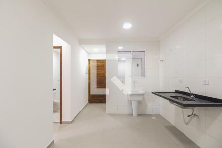 Sala e Cozinha  de apartamento para alugar com 2 quartos, 30m² em Chácara Califórnia, São Paulo