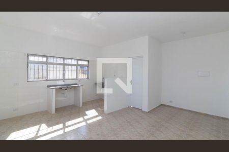 Quarto de kitnet/studio para alugar com 1 quarto, 29m² em Penha de França, São Paulo