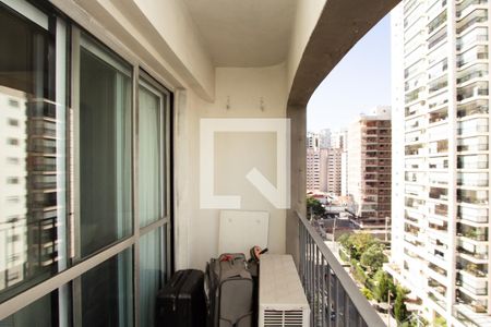 Varanda da Sala de apartamento à venda com 2 quartos, 76m² em Vila Nova Conceição, São Paulo