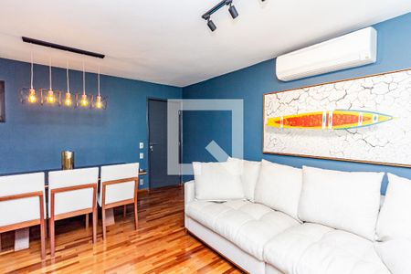 Sala de apartamento à venda com 2 quartos, 76m² em Vila Nova Conceição, São Paulo