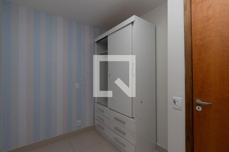Quarto 2 de apartamento para alugar com 2 quartos, 45m² em Vila Nivi, São Paulo