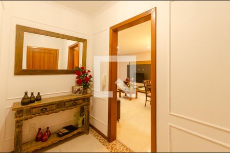 Hall de Entrada de apartamento para alugar com 3 quartos, 117m² em Menino Deus, Porto Alegre
