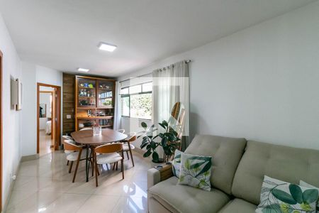 Sala de apartamento à venda com 3 quartos, 90m² em Boa Viagem, Belo Horizonte