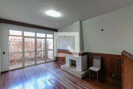 Sala de casa para alugar com 5 quartos, 365m² em Belvedere, Belo Horizonte