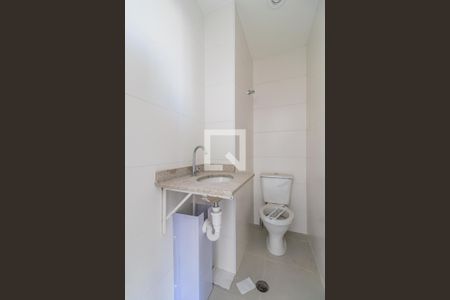 Lavabo de apartamento à venda com 2 quartos, 68m² em Jardim Tupanci, Barueri