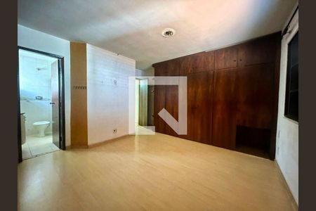 Casa à venda com 3 quartos, 183m² em Santo Amaro, São Paulo
