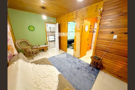 Sala de casa para alugar com 2 quartos, 70m² em São João do Rio Vermelho, Florianópolis