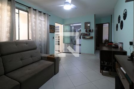 sala_4 de casa para alugar com 5 quartos, 250m² em Vila Moraes, São Paulo