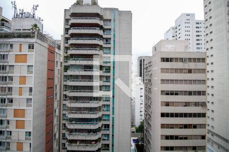 Vista da Suíte 1 de apartamento para alugar com 2 quartos, 120m² em Jardim Paulista, São Paulo