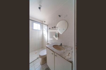Banheiro Social de apartamento para alugar com 2 quartos, 60m² em Vila Valparaíso, Santo André
